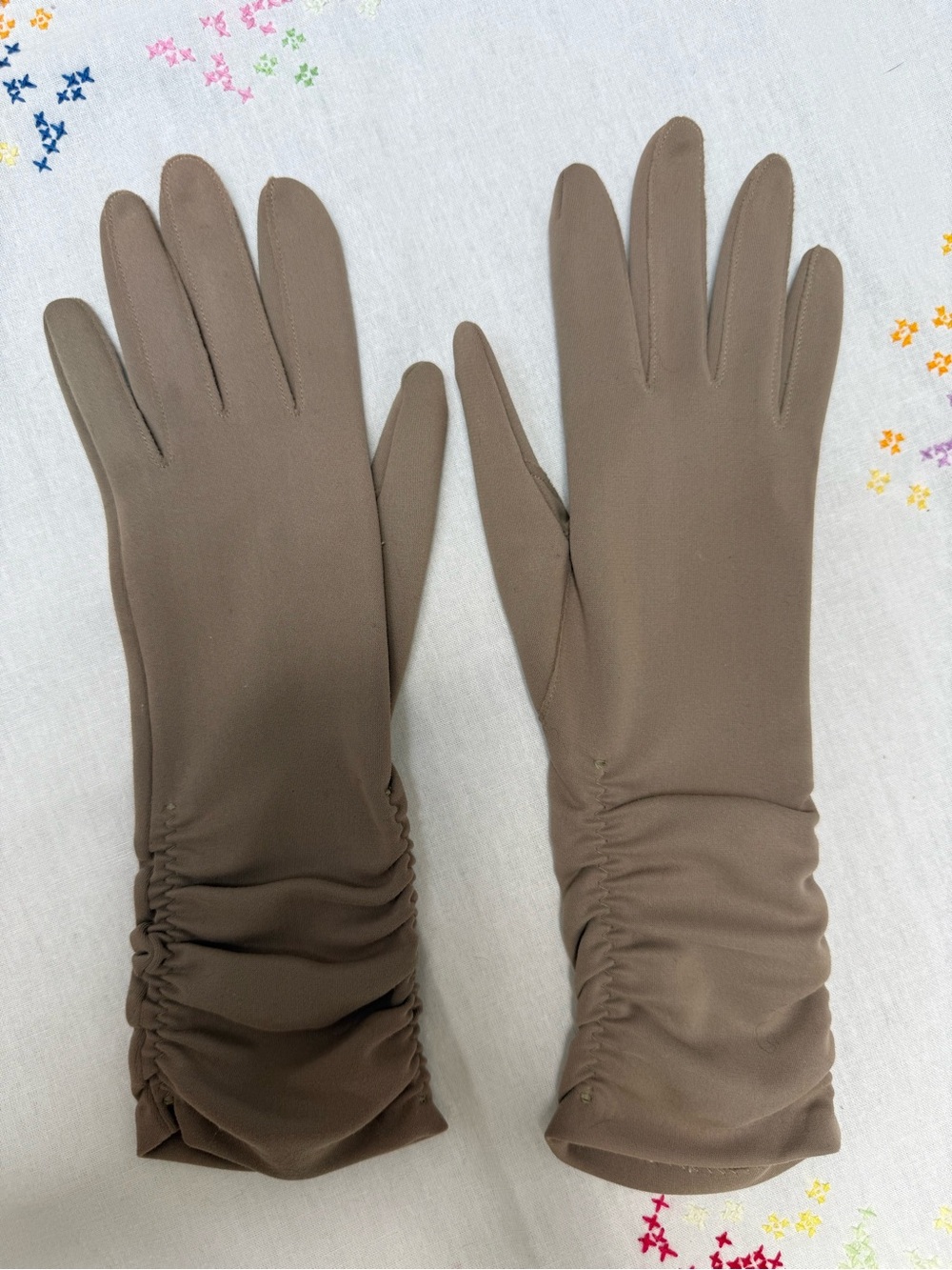 Knit Gloves